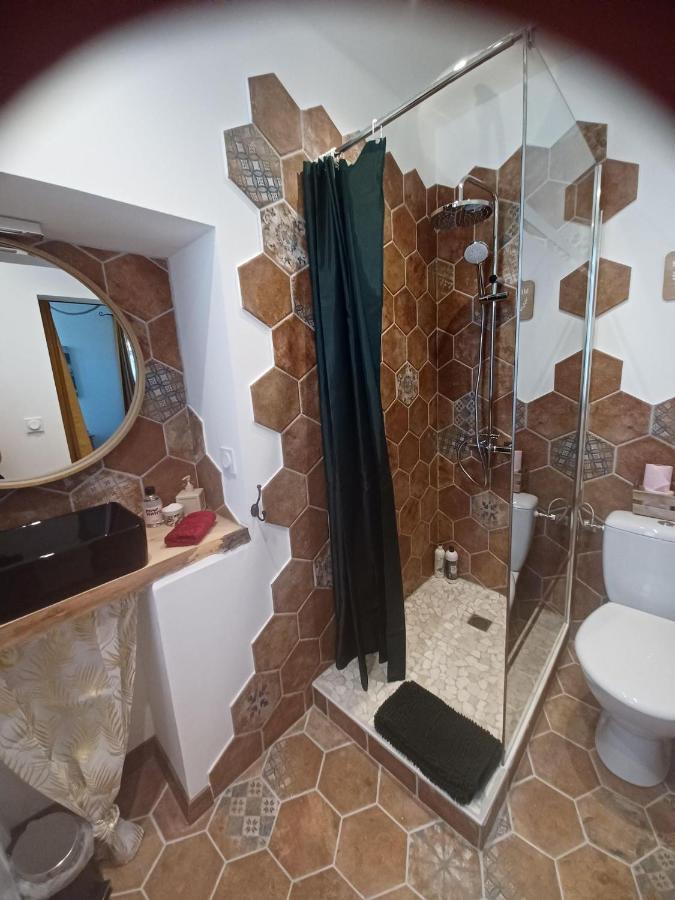 Saint-Pierre-des-Champs Chambre D'Hote Au Jardin Le Clos Des Vins D'Anges מראה חיצוני תמונה